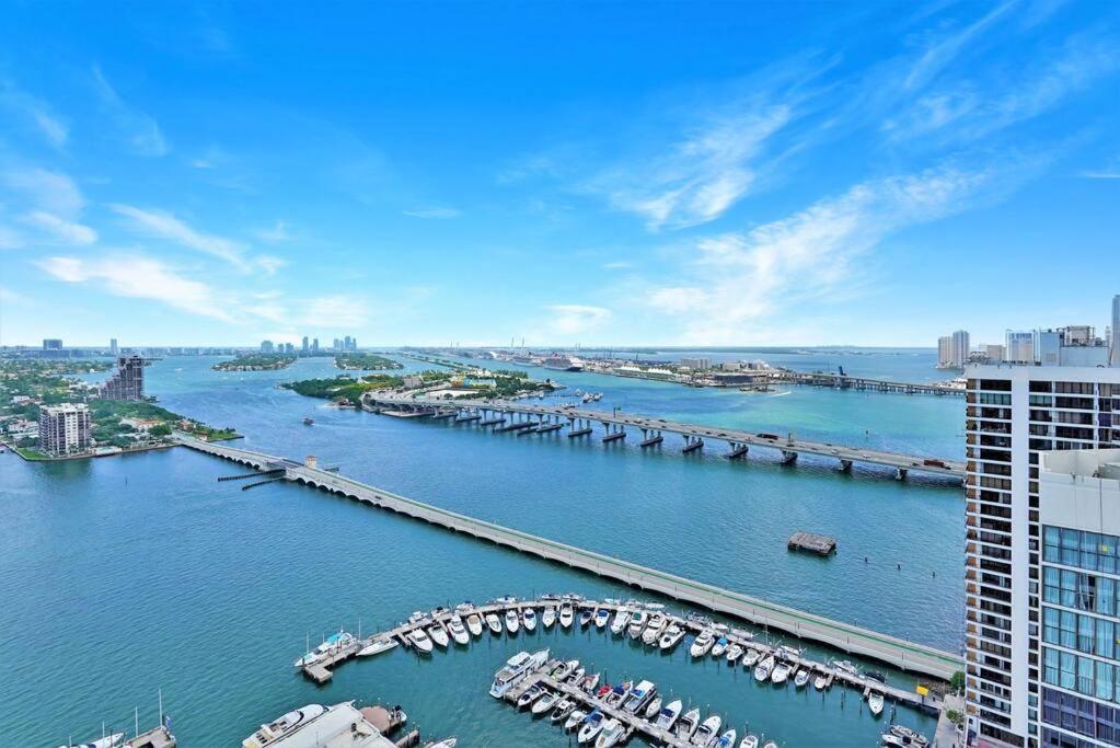 Spectacular! Penthouse With Direct Water Views! Apartment Miami Exterior photo